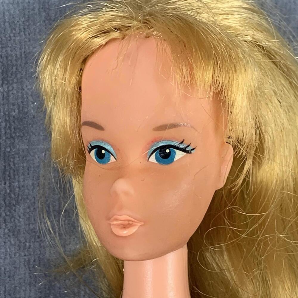 Barbie 1966 Sweet 16 Twist Body Straight Legs Blue Eyes Blonde Hair Korea